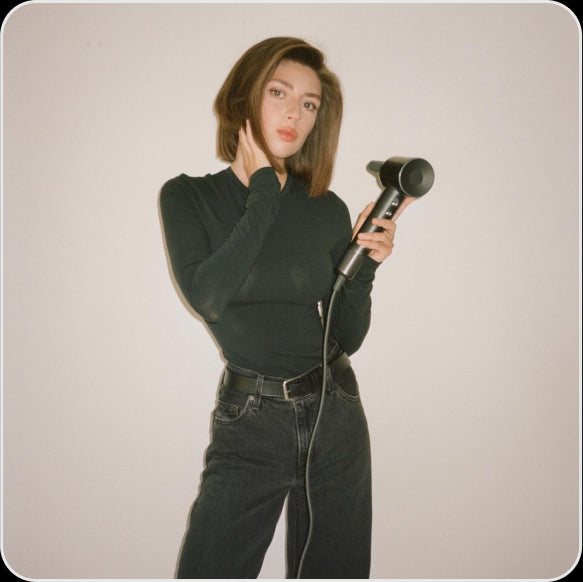 Hair dryer for straight hair