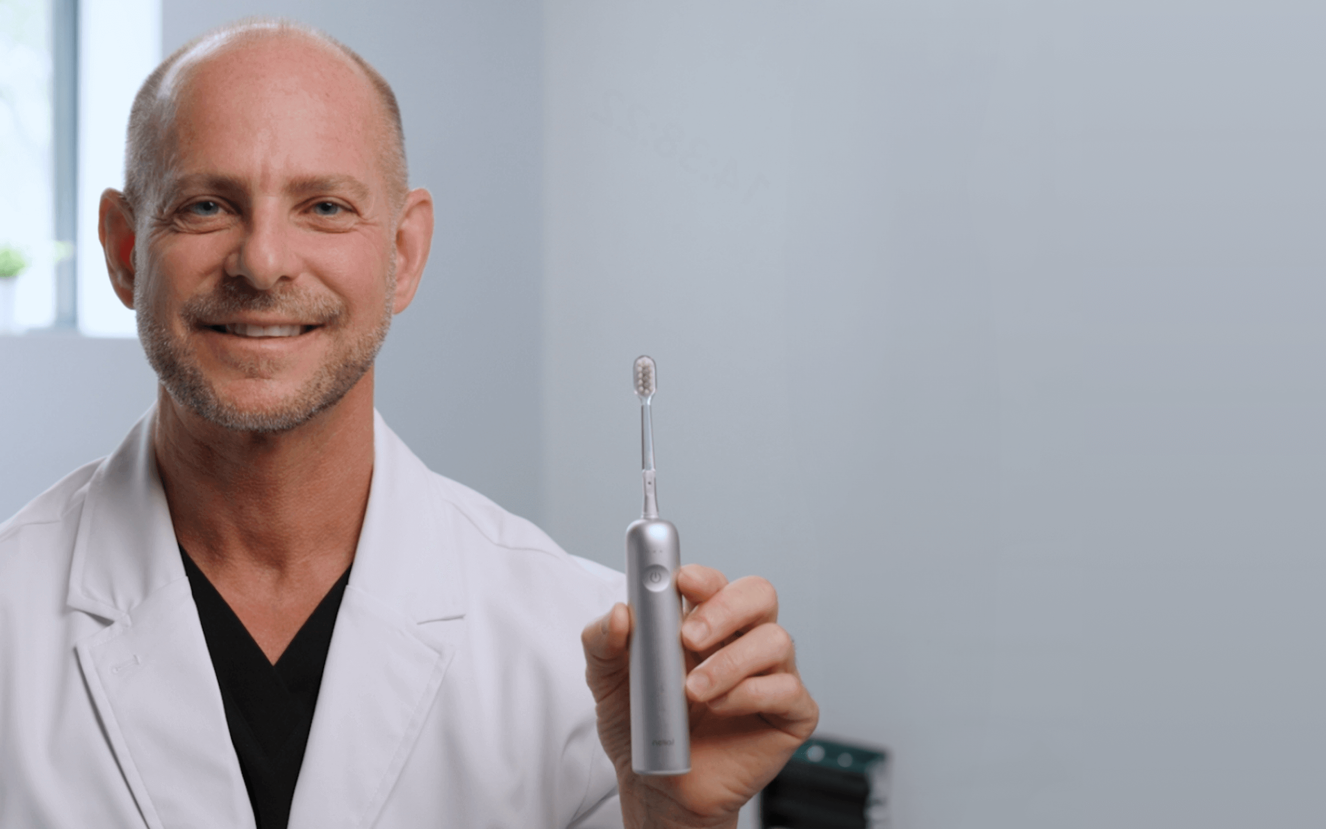 Pourquoi utiliser une brosse à dents électrique