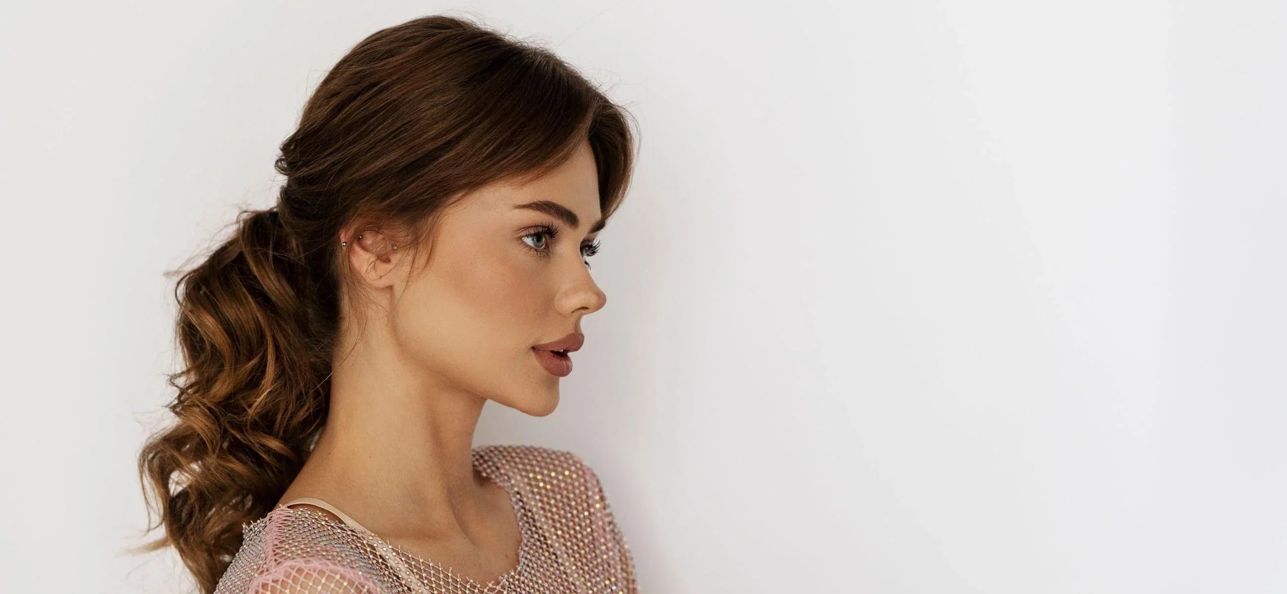 Ionisk hårtørrer: Fordele og ulemper ved et overblik