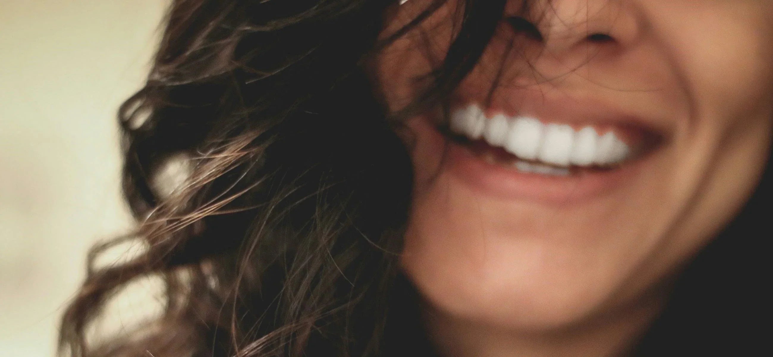 What Is 2B Hair? An Essential Guide To Wavy Hair Care