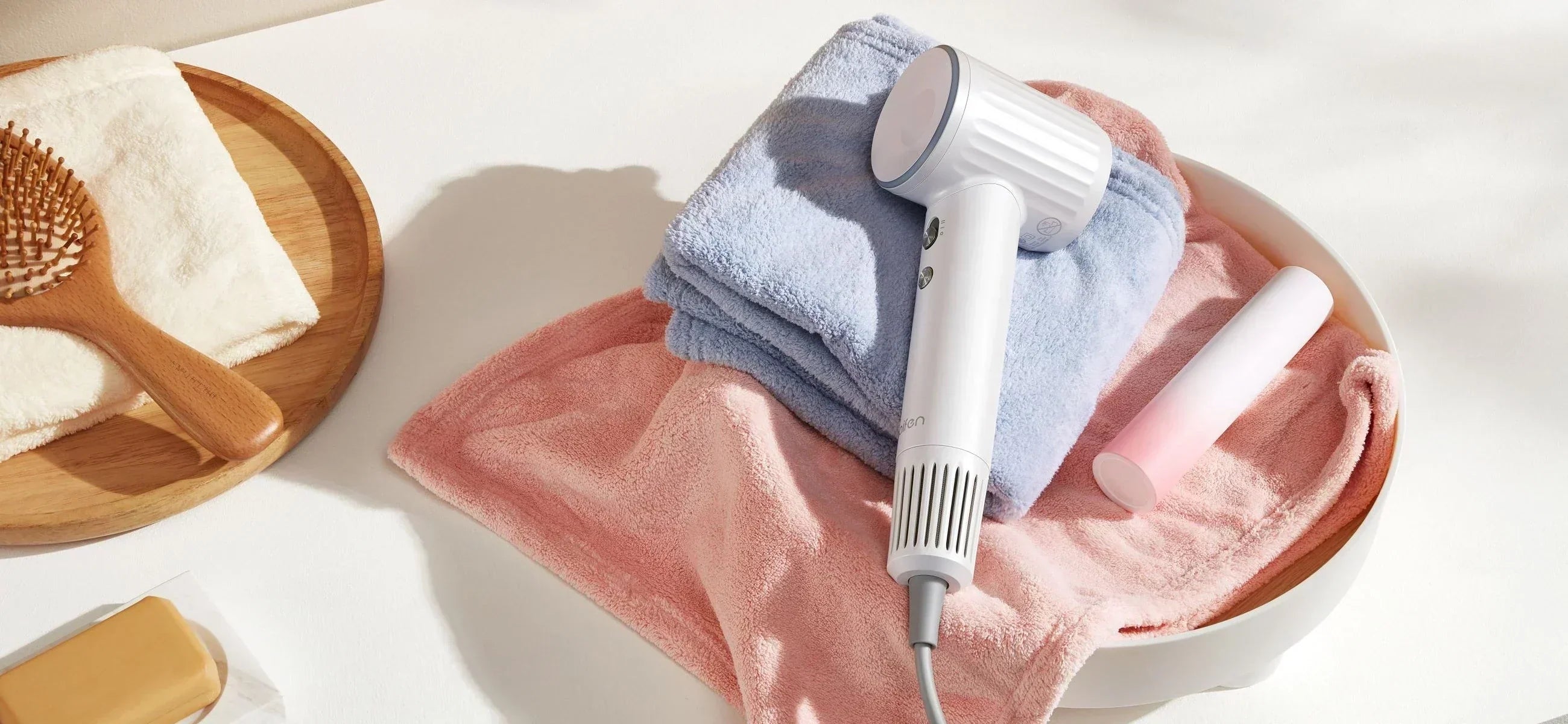 Como encaracolar o cabelo com um secador de cabelo