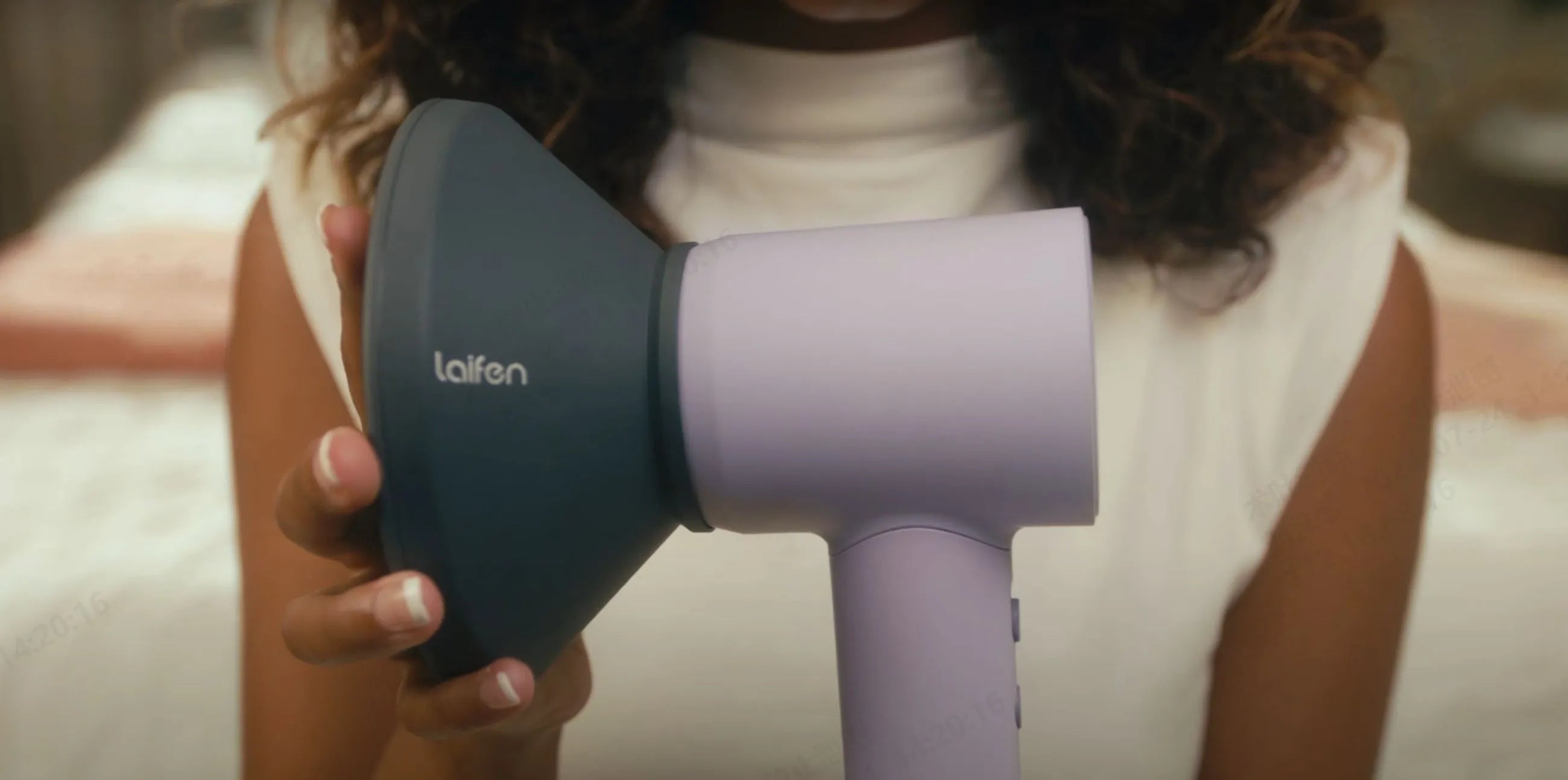 How to Choose the Best Hair Dryer for Curly Hair