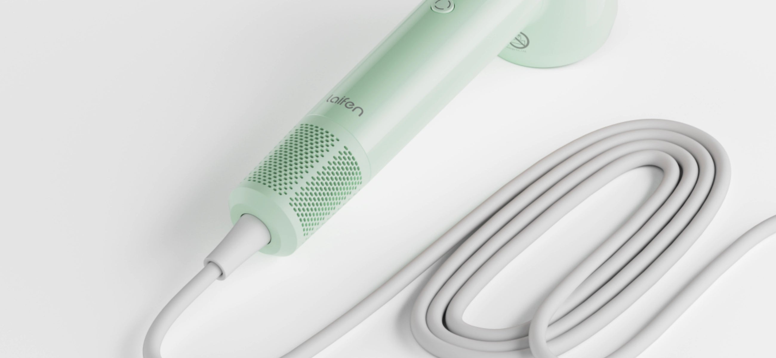 Un sèche-cheveux consomme-t-il beaucoup d'électricité ? Conseils pour économiser de l'argent