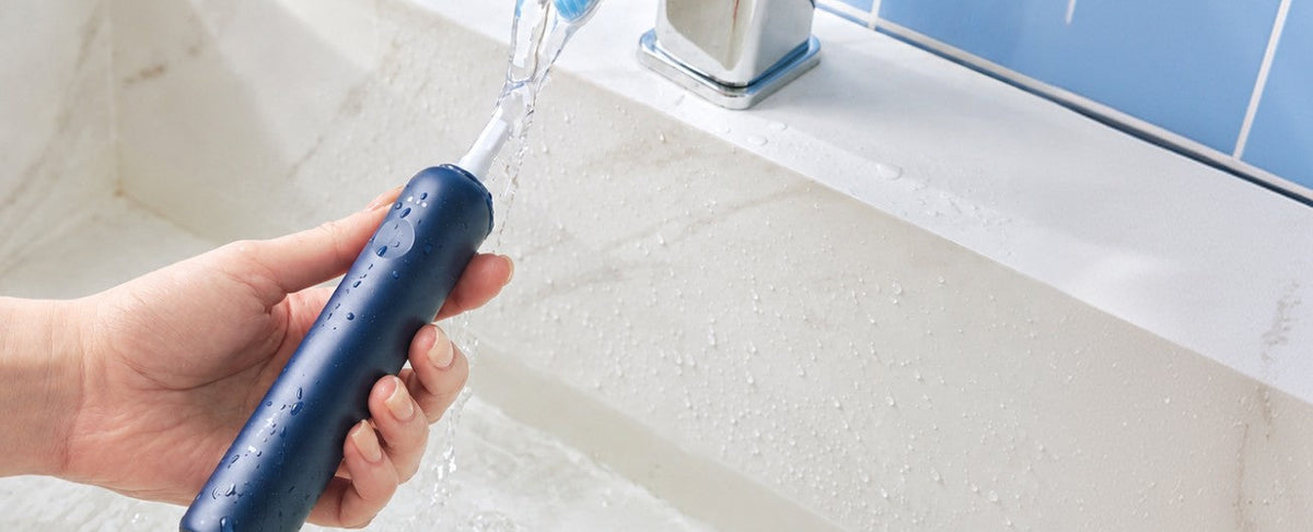 Wave Lite rinsing under a tap