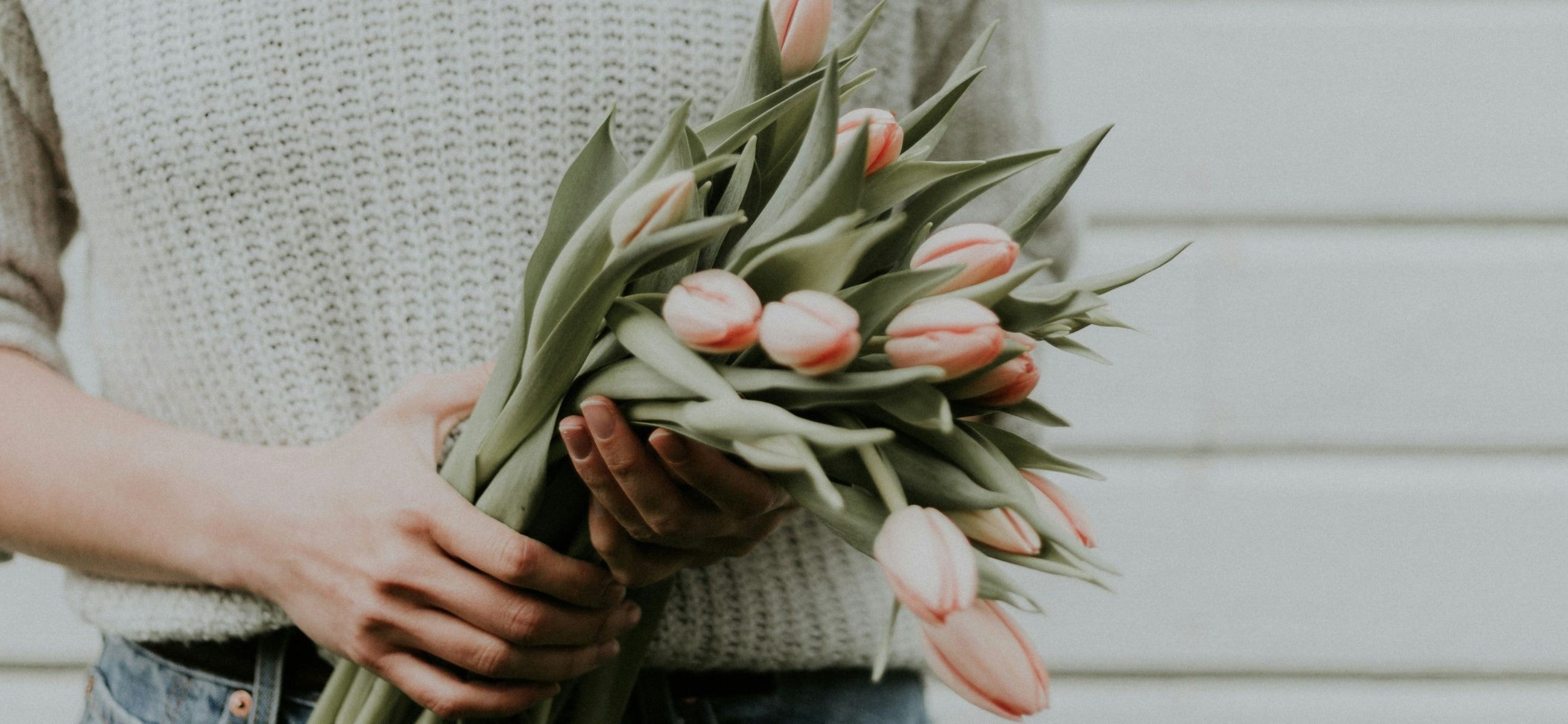 Los 10 mejores regalos para el Día de la Madre 2025: Ideas bien pensadas que le encantarán