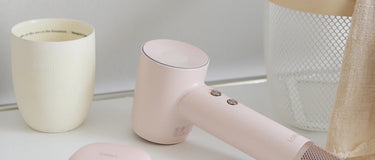 Las innegables ventajas de utilizar un secador de pelo portátil (en casa y fuera de ella)