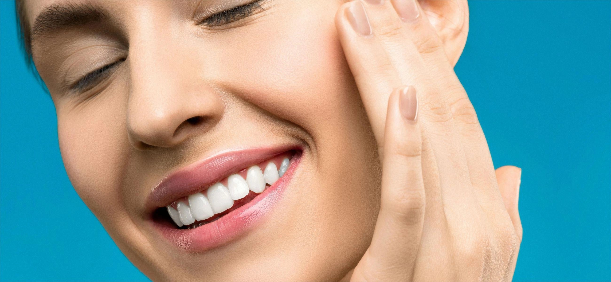 cómo eliminar las manchas de los dientes