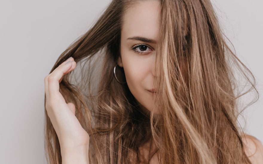 Guide complet des sèche-cheveux professionnels légers