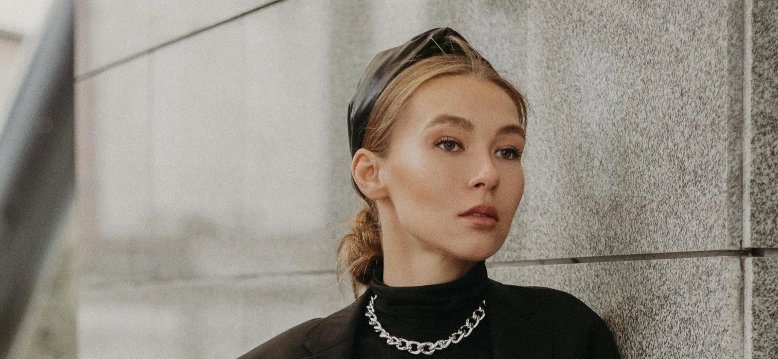Hoe omgaan met dunner wordend haar? Tips voor meer volume